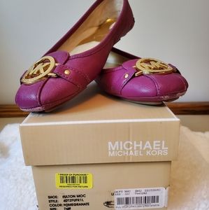 7.5 Michael Kors Pomegranate Ballet shoes flats- rough condition